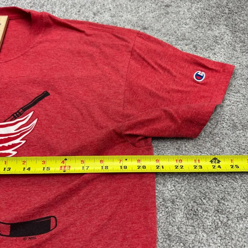Champion Detroit Red Wings NHL Hockey Graphic T-Shirt Mens Large Red Crew Tee - Picture 8 of 11